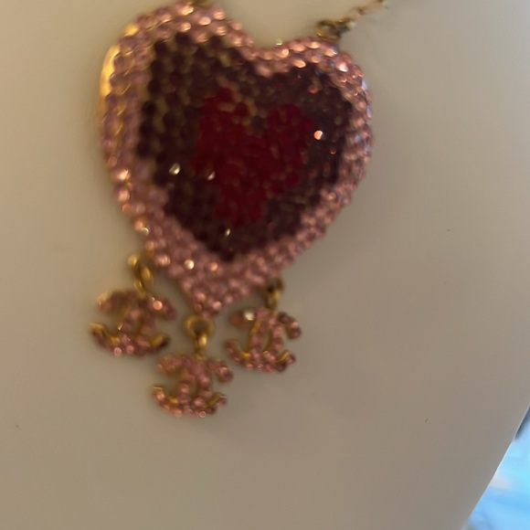 Chanel Pink Heart Pendant Necklace - Picture 4 of 9